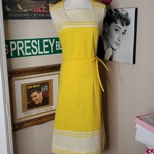 Bright Vintage Dress Mad Men, Pug , Classic